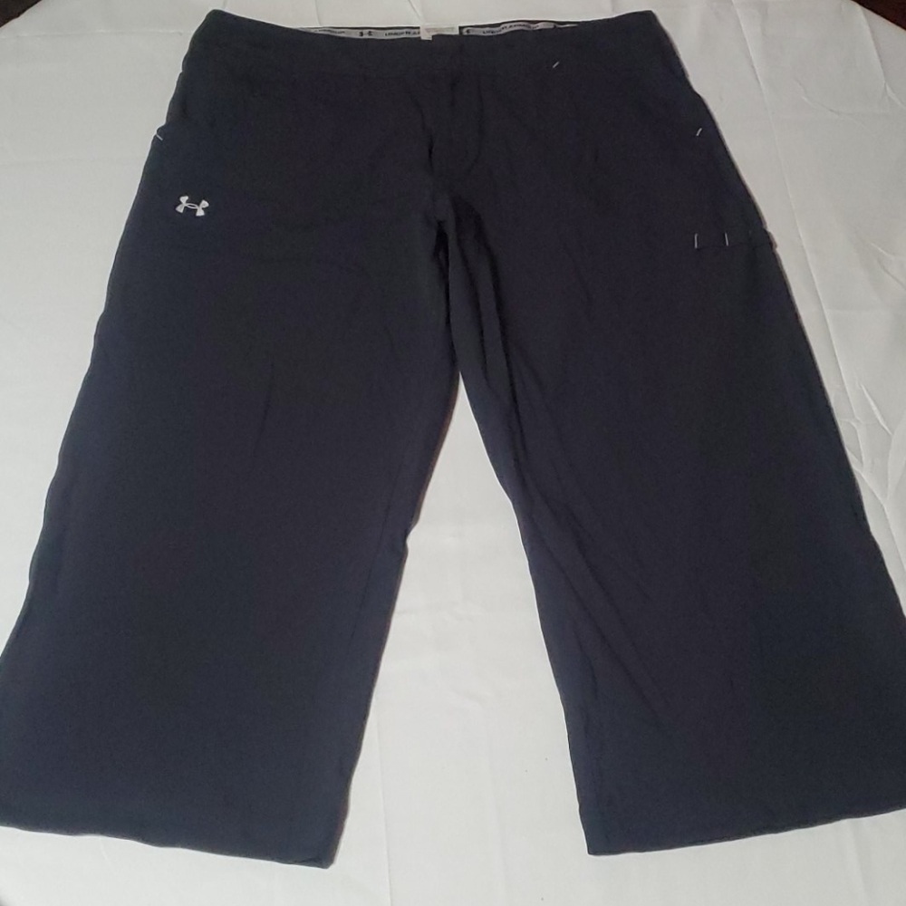 Under Armour performance capris size 10